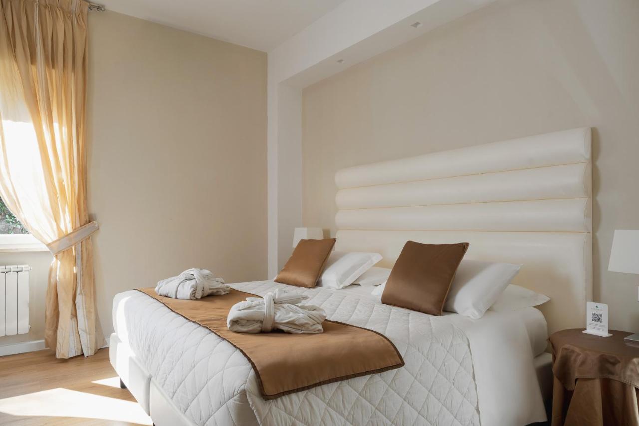 Europa Grand Hotel 3*